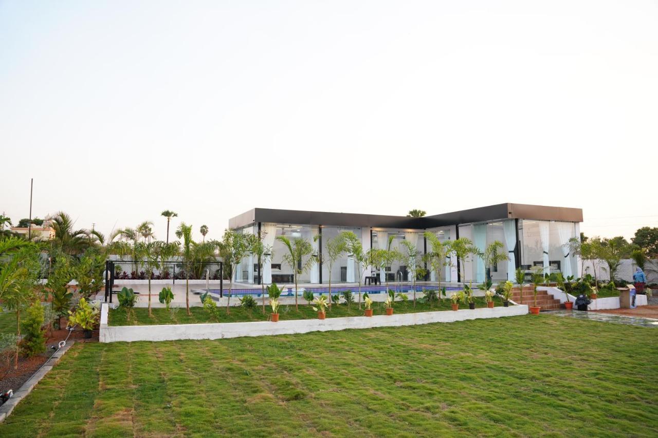 The Castro Farm Stay Pedda Ambarpet Exterior foto